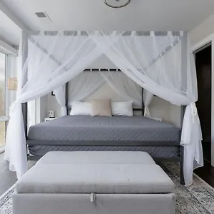 Modern Townhome, Large Game With Ping Pong, 10min To Downtown! Sleeps 12! Nashville